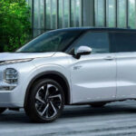 2023 Mitsubishi Outlander Phev