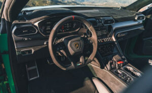 2024 Lamborghini Urus Interior