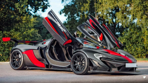 2024 McLaren P1 GTR