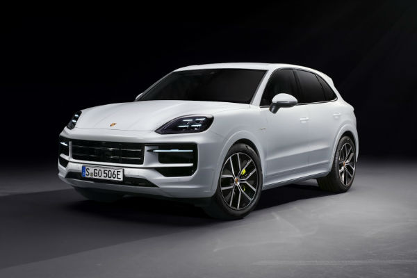 2024 Porsche Cayenne Hybrid