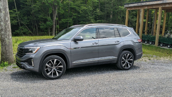 2024 Volkswagen Atlas Cross Sport SEL