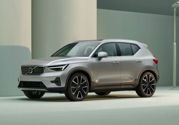 2024 Volvo XC40 Hybrid