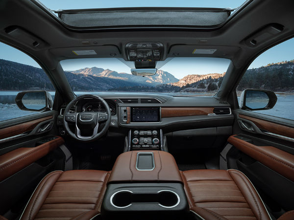 2025 GMC Yukon Interior