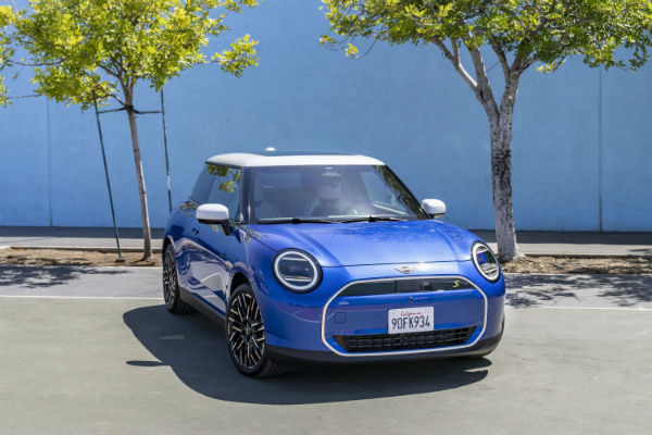 2025 Mini Electric USA