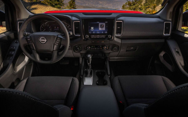 2025 Nissan Frontier Interior